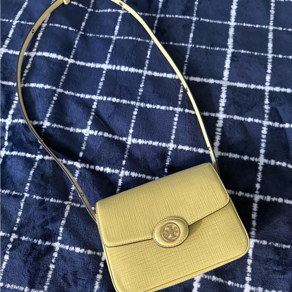 Tory Burch Robinson Convertible Shoulder Bag